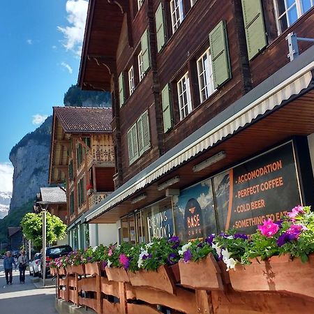 Base Cafe Appartement Lauterbrunnen Buitenkant foto