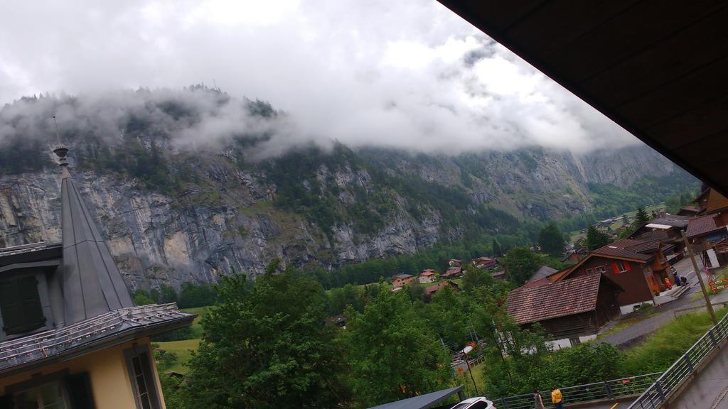 Base Cafe Appartement Lauterbrunnen Buitenkant foto